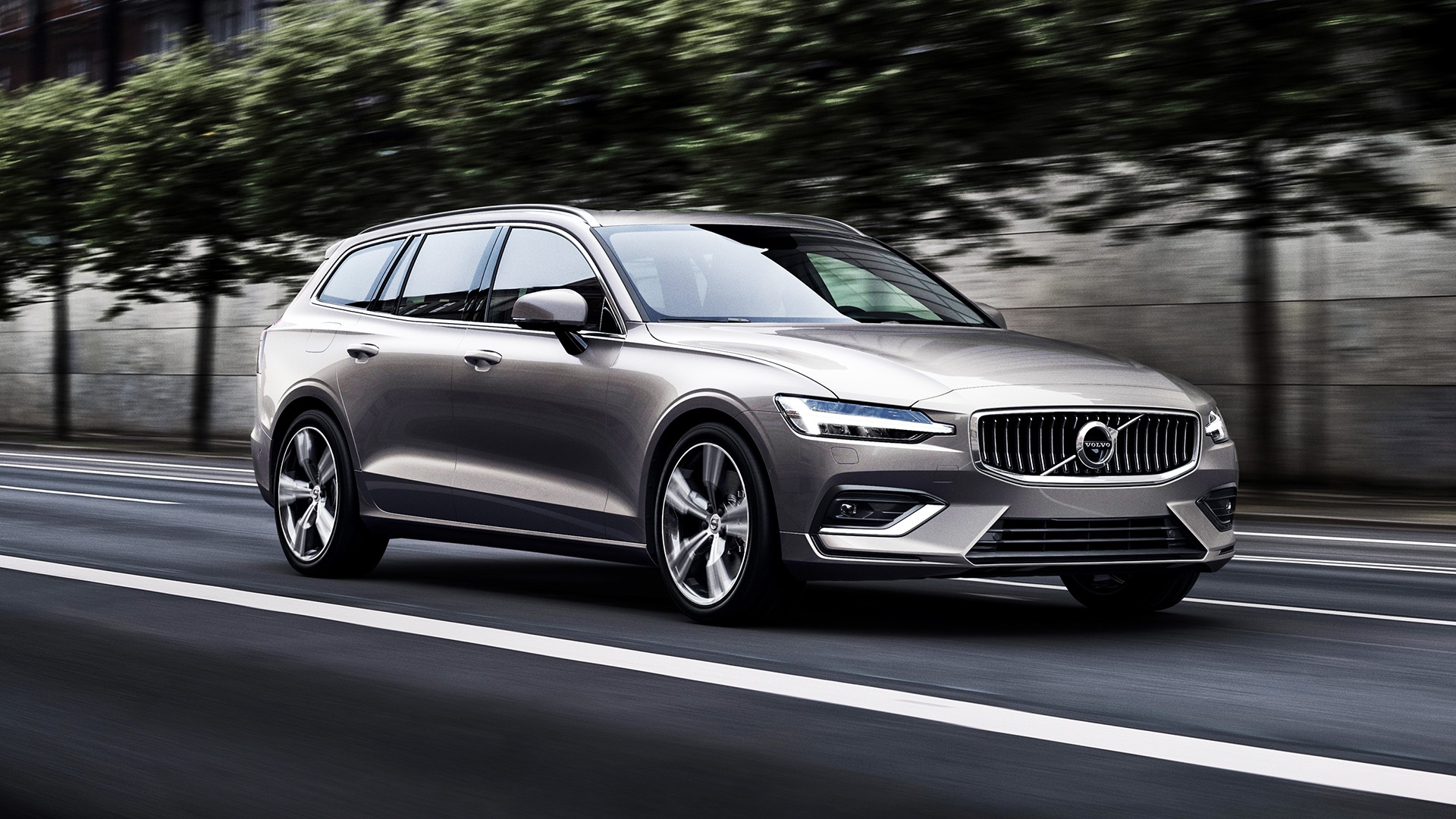 Volvo V60 B4 B Plus Dark aut